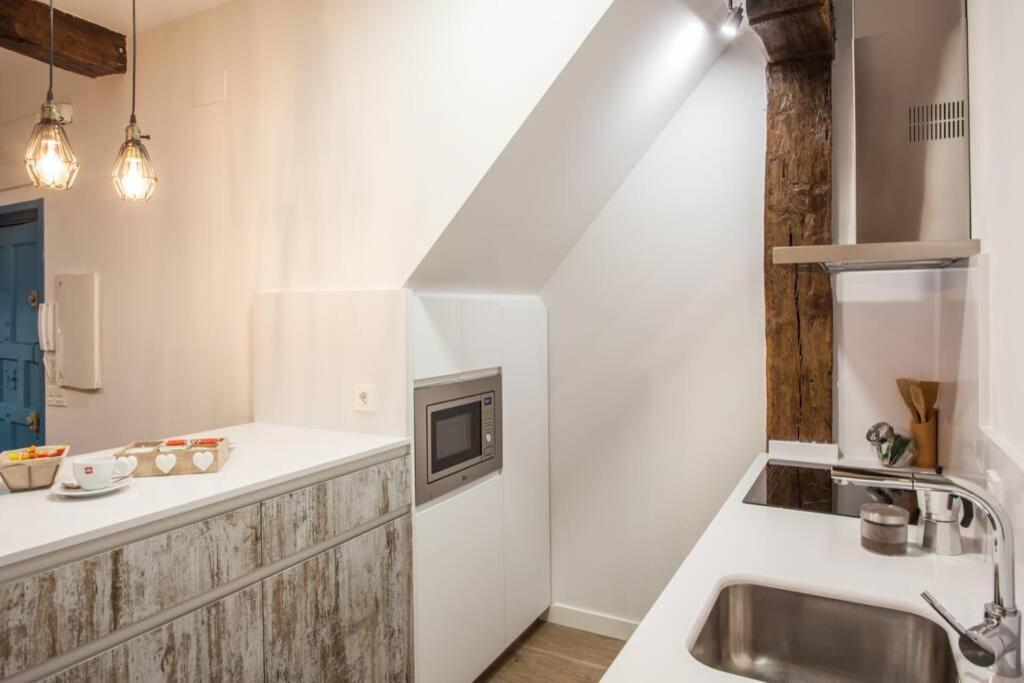 Bonito Apartamento, Nuevo Y En El Casco Viejo!!! Apartment Билбао Екстериор снимка