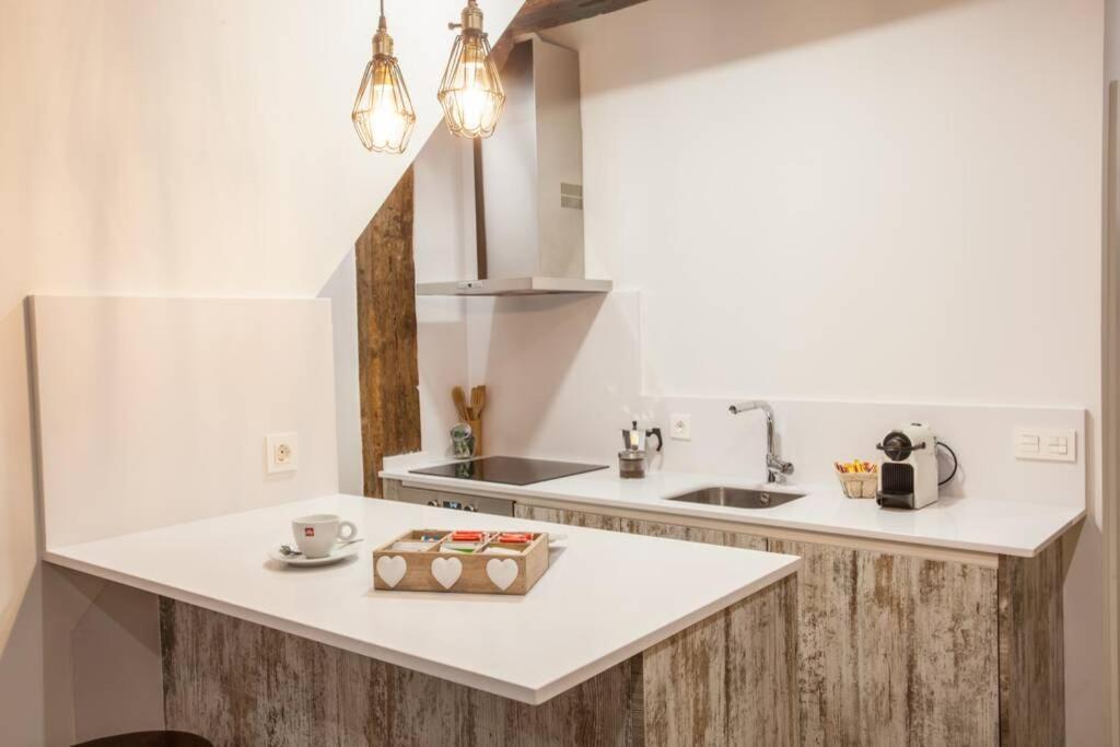 Bonito Apartamento, Nuevo Y En El Casco Viejo!!! Apartment Билбао Екстериор снимка