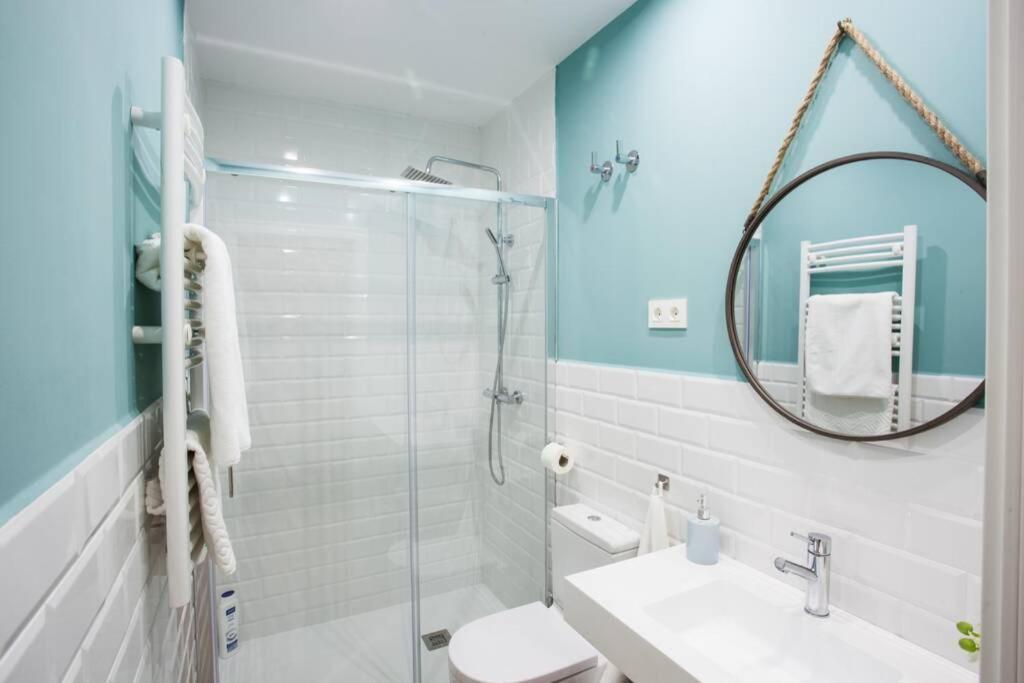 Bonito Apartamento, Nuevo Y En El Casco Viejo!!! Apartment Билбао Екстериор снимка